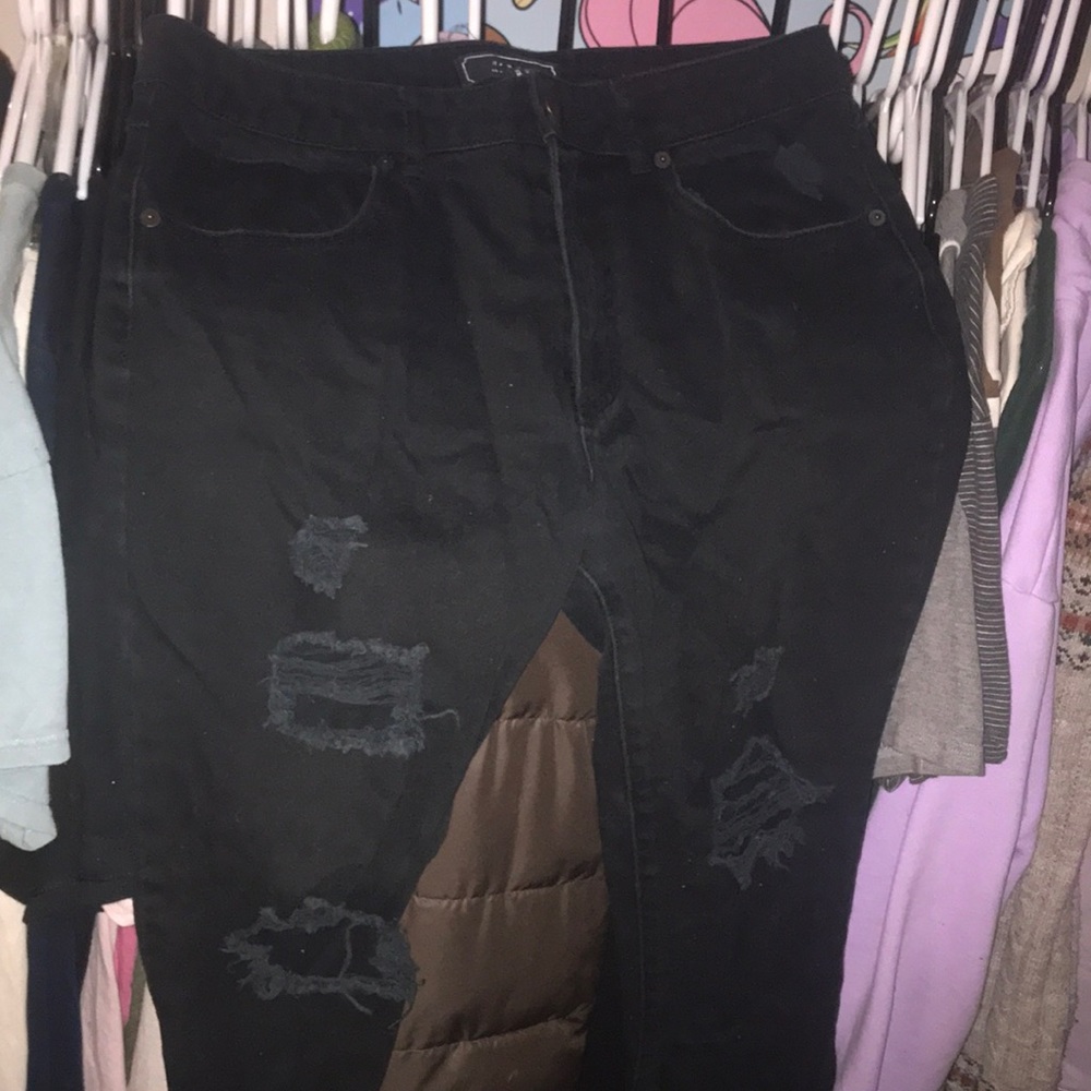 Forever 21 men 31x32 distressed black skinny jeans